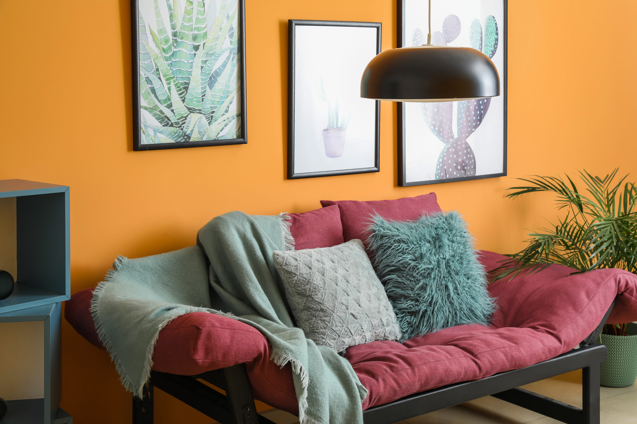 S oranžovou barvou bude Váš obývací pokoj působit příjemným hřejivým dojmem - Nábytek STYL Turnov